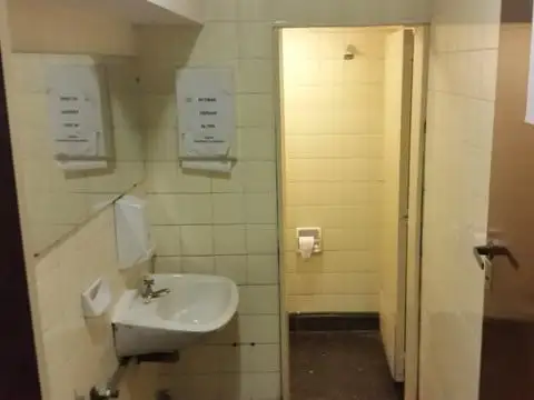 Local en Venta 40 años