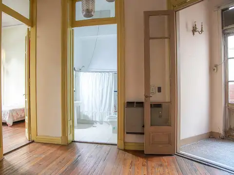 Depto Tipo Casa en Venta de 7 ambientes