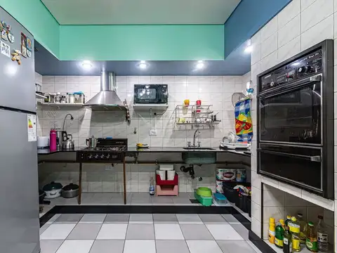 VENTA CASA 5 AMB CON TERRAZA Y COCHERA EN BARRACAS