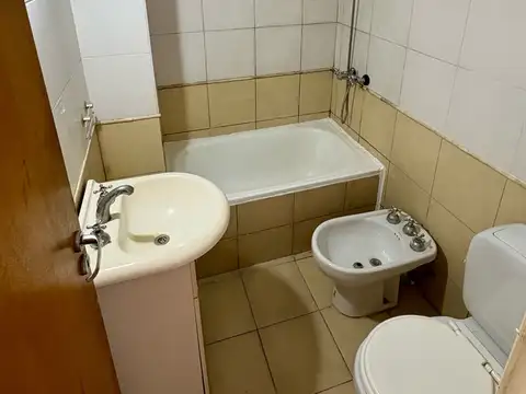 Departamento 3 ambientes con 1 baño