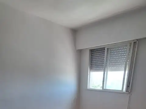 VILLA DEVOTO. J.P.VARELA 4200 EX.C.DTO. 4 AMB. VISTA ABIERTA CON BAULERA