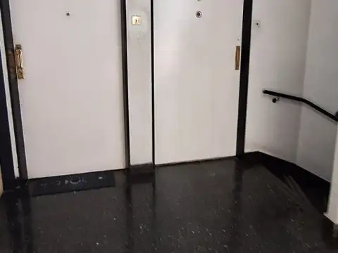 VILLA DEVOTO. J.P.VARELA 4200 EX.C.DTO. 4 AMB. VISTA ABIERTA CON BAULERA