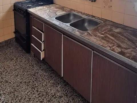 Departamento 4 ambientes con 1 baño