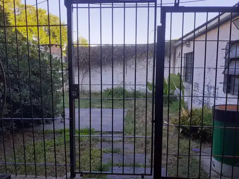 14 De Julio 100