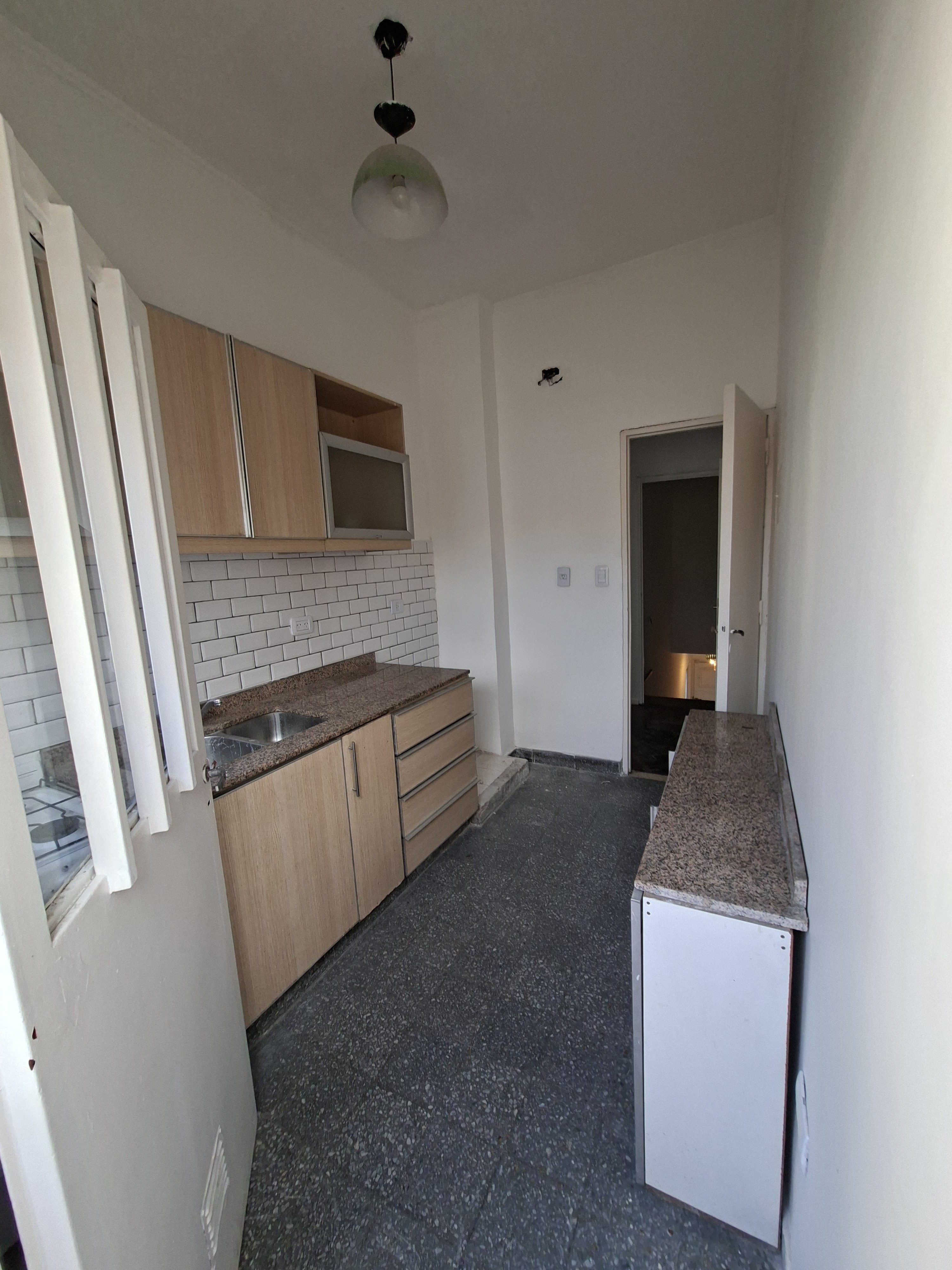 Depto Tipo Casa 4 ambientes con 1 baño