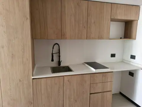 Oficina en Venta al Este