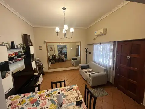 Depto Tipo Casa en Venta de 3 ambientes