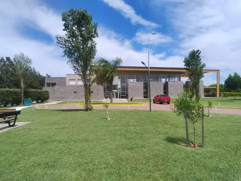 Terreno en Venta 20  mts Frente