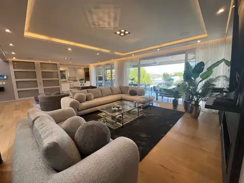 Casa 6 ambientes con 6 baños