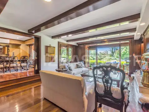 Casa en Alquiler de 5 dormitorios