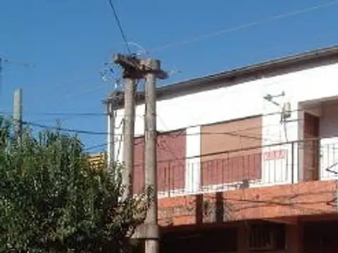 Departamento en Planta Alta en Apóstoles de 100 Mts2