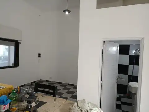 Depto Tipo Casa en Alquiler 40 años