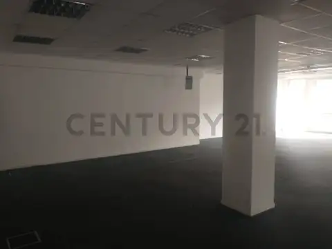 Oficina en Alquiler 35 años