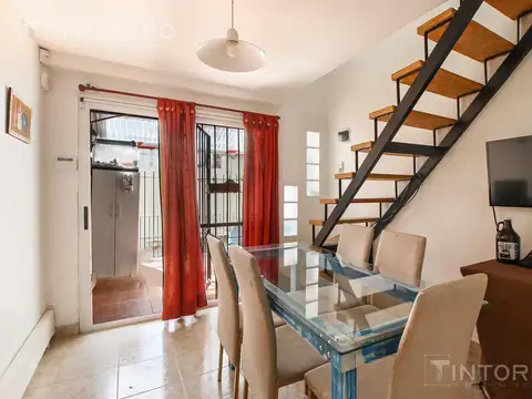 Depto Tipo Casa en Venta en Villa Adelina, USD 95.000