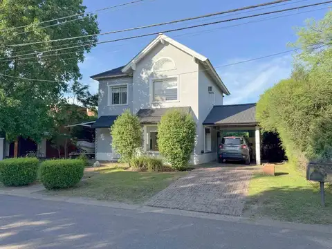 CASA EN VENTA EN PERGAMINO EN BARRIO CERRADO SIRIO