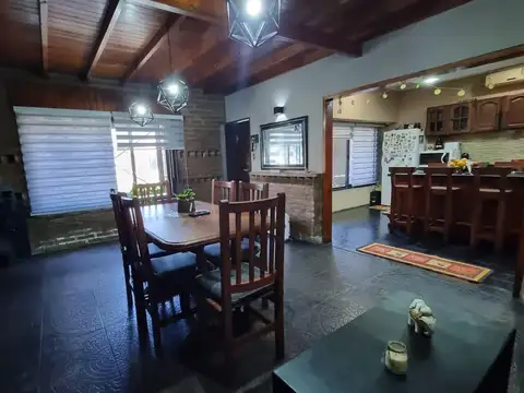 Casa 4 ambientes con 1 baño