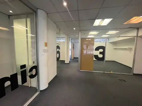 GRAN PISO DE OFICINAS EN EL CENTRO DE LA CIUDAD AUTONOMA DE BUENOS AIRES.