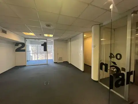 Oficina en Venta 20 años