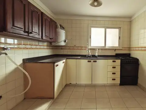 Departamento en Venta en Lomas De Zamora, USD 95.000