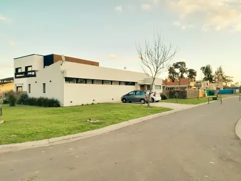 Casa 4amb Venta B.° San Pablo Pilar  Jardín-Pileta