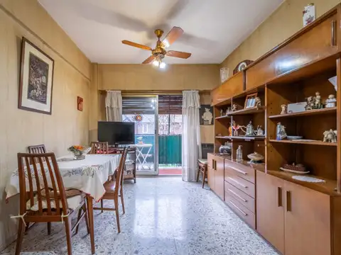 Departamento. 2 Ambientes. Balcón.  Villa Urquiza