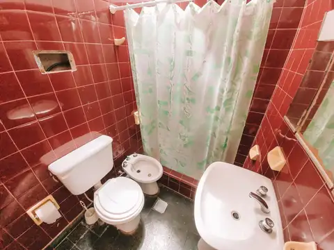 Casa en Alquiler con 1 cochera