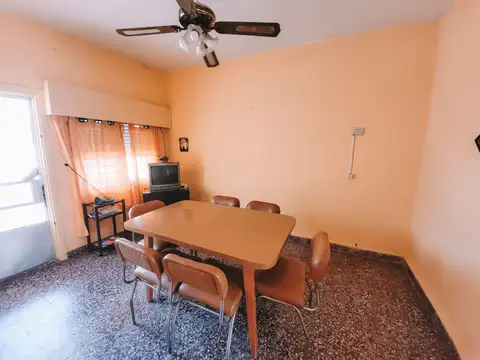 ALQUILER CASA 3 AMB C/PATIO Y GARAGE EZPELETA
