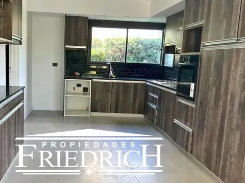 Casa en Venta de 4 dormitorios