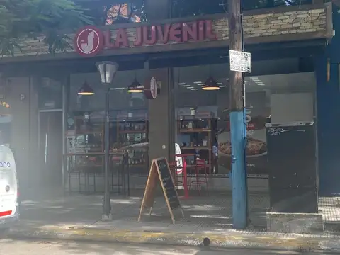 Fondo Comercio en Venta con 1 cochera