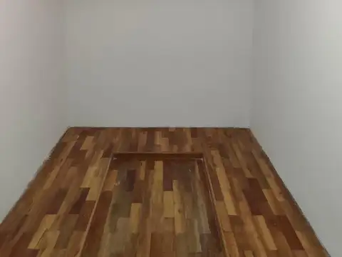 Remedios Escalada 700, Piso 1°