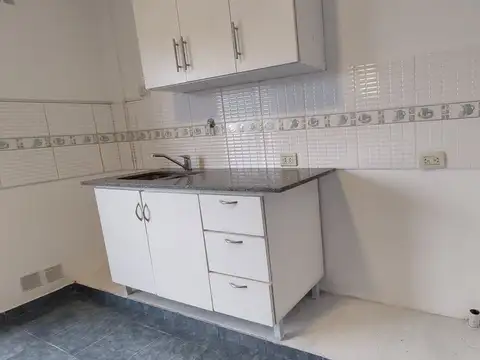 Depto Tipo Casa en Venta 14 años