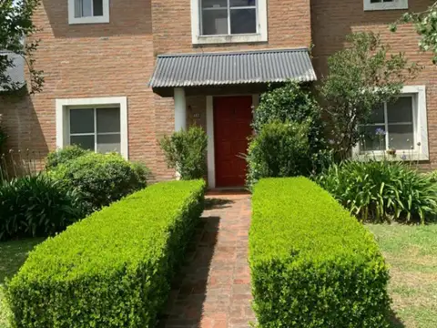 Av. Bartolomé Mitre 800