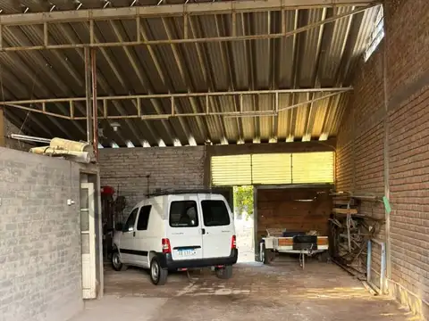 Galpon en Venta 8  mts Frente