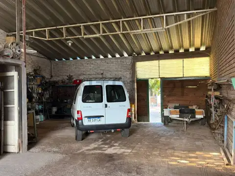 9 de julio 2200, Piso 0