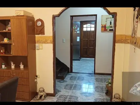Casa 5 ambientes con 3 baños
