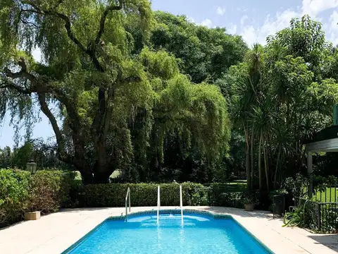 Casa de 8 ambientes  en venta en Mayling Club de Campo, Pilar