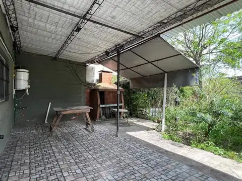 49 entre 142 y 143 2300