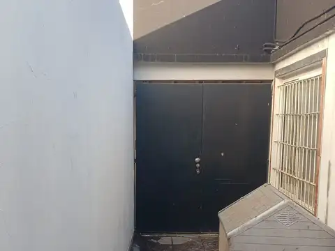Alquiler Ph 2 ambientes SIN EXPENSAS Cochera Castelar Norte