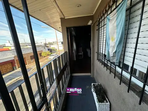 Depto Tipo Casa en Venta de 2 dormitorios