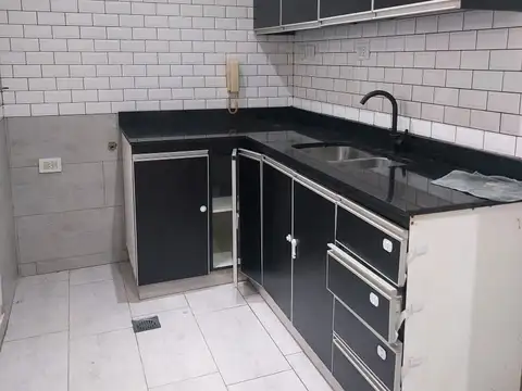 Depto Tipo Casa en Venta de 2 ambientes
