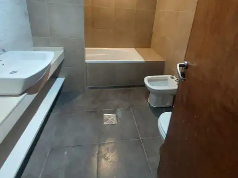 Depto Tipo Casa 2 ambientes con 1 baño