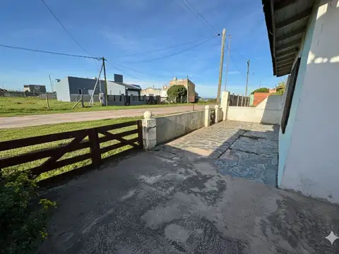 VENTA CASA 3 AMBIENTES MEDIA CUADRA DEL MAR 