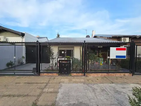 Casa en Venta en San Antonio de Padua, USD 99.000