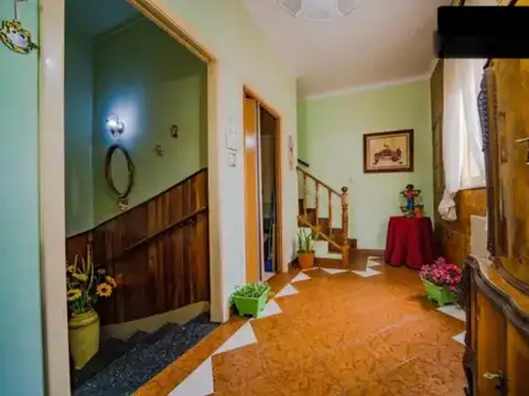 Depto Tipo Casa en Venta de 4 dormitorios