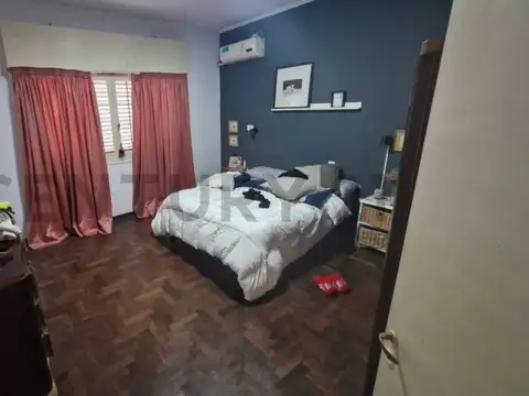 Casa en venta en Rafaela, amplio terreno