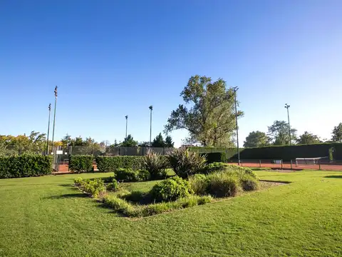 Exclusivo Lote en Venta en Ayres de Pilar
