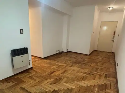 Departamento dos ambientes en alquiler en Ramos Mejia