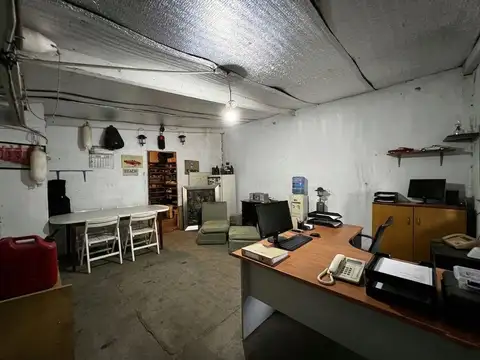 Galpón en venta en Martínez