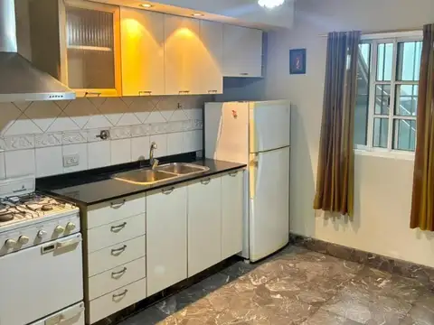 Casa en Alquiler en Arroyito, $ 800.000
