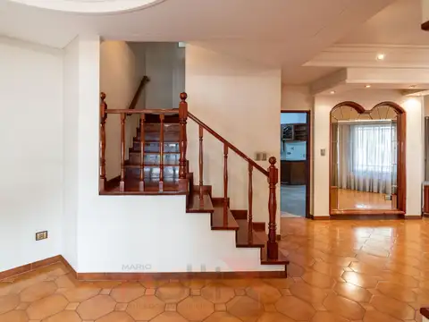 Casa 4 ambientes con 3 baños